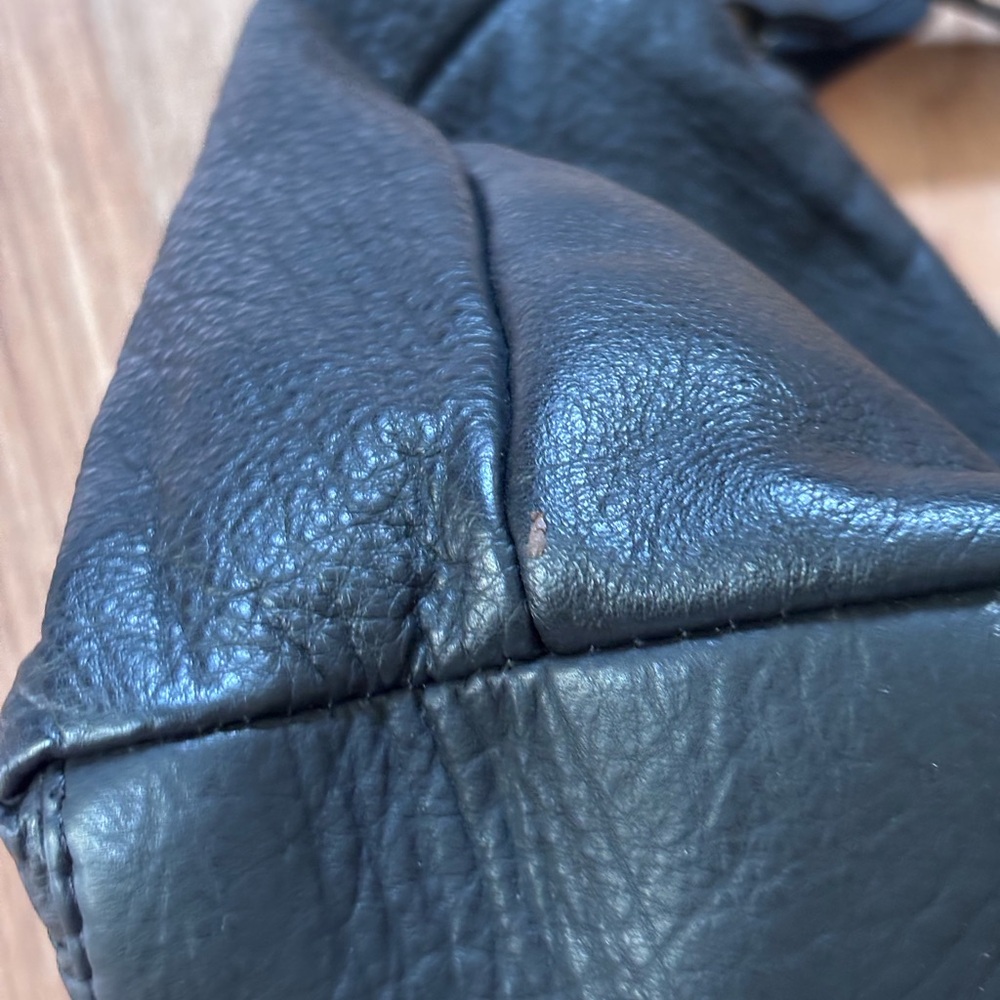 Great American Learherworks Genuine Leather Black Crossbody or Shoulder Bag - Picture 10 of 10